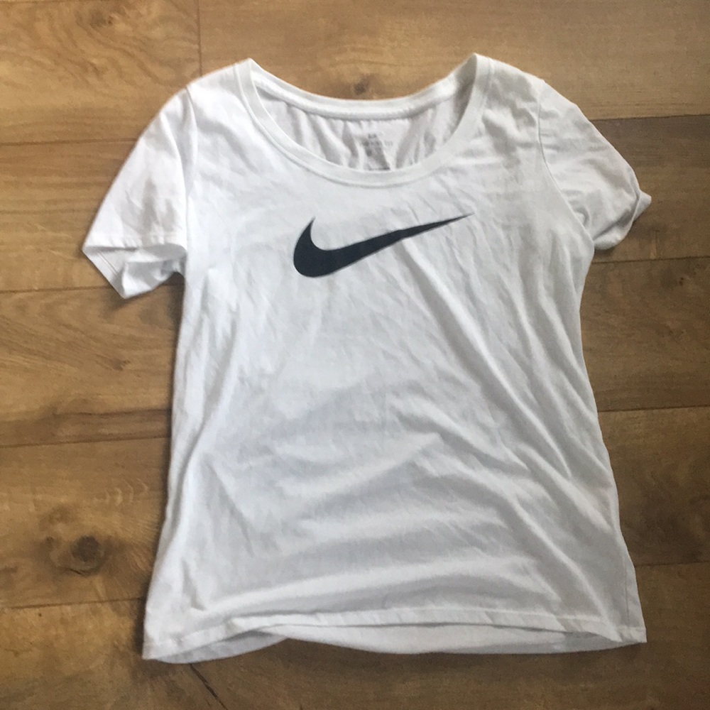 Nike dry fit shorts sleeve shirt